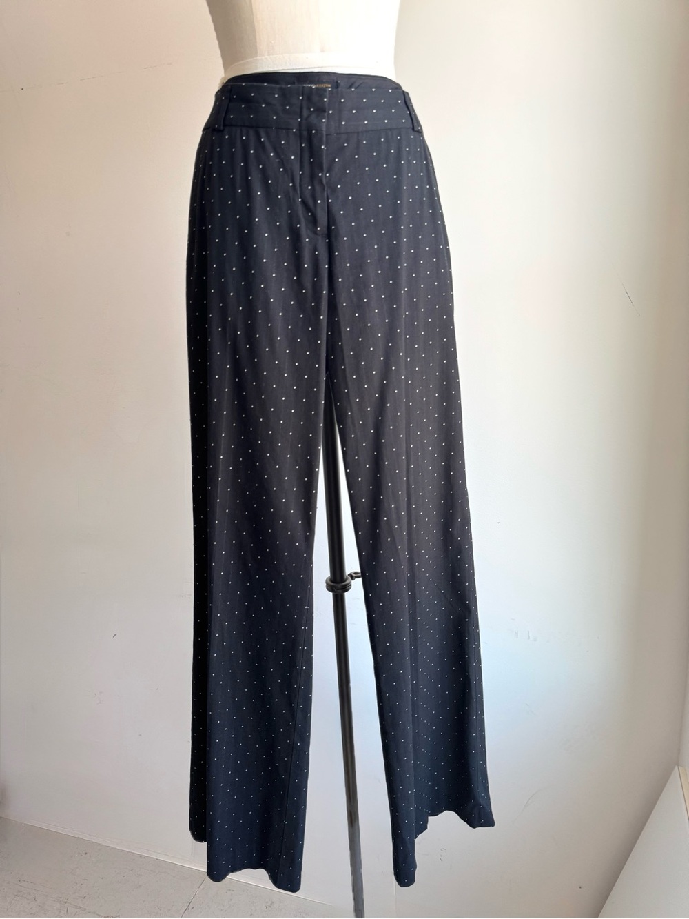 BCBG black pants embroidered polka dots sz 6